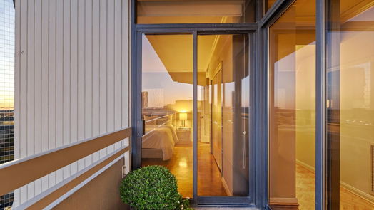 Houston null-story, 2-bed 14 Greenway Plaza 18RM-idx