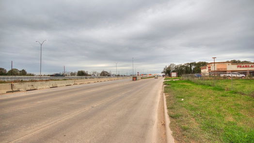 Houston null-story, null-bed 1726-30 Fellows - Beltway 8 frontage-idx