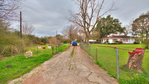 Houston null-story, null-bed 1726-30 Fellows - Beltway 8 frontage-idx