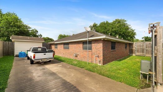 Houston 1-story, 3-bed 12942 S Coast Drive-idx