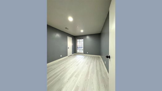 Houston 1-story, 3-bed 10807 Safeguard Street-idx