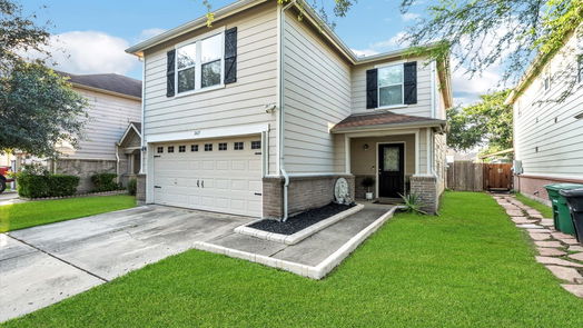 Houston 2-story, 4-bed 2627 Skyview Downs Drive-idx