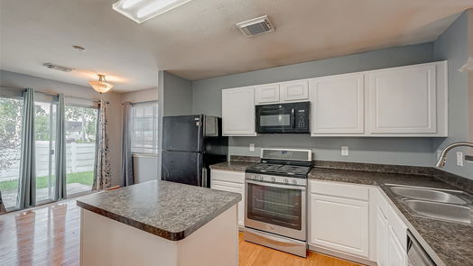 Houston 1-story, 3-bed 11903 Chanteloup Drive-idx