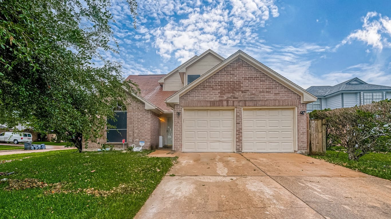 Houston 2-story, 3-bed 14718 Almond Lake Court-idx