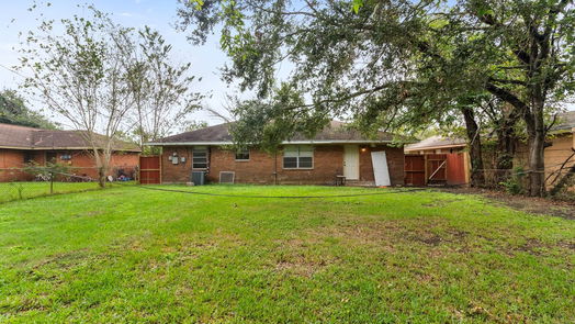 Houston null-story, 3-bed 4319 Howcher Street-idx