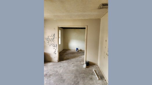 Houston 1-story, 3-bed 5414 Canterway Drive-idx