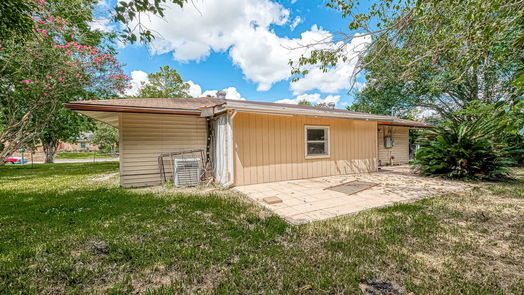 Houston 1-story, 5-bed 5535 Cedarburg Drive-idx