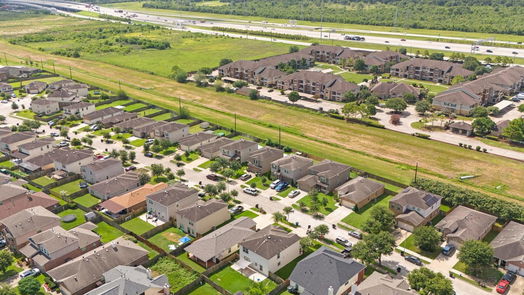 Houston 2-story, 3-bed 6427 Dayridge Lane-idx