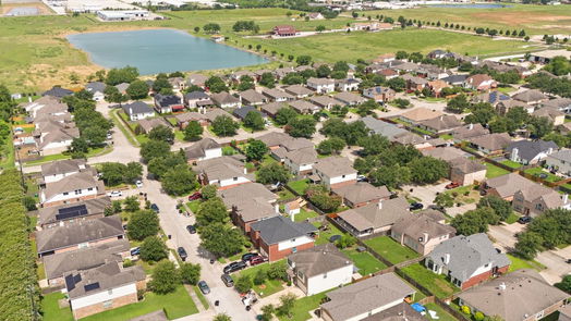 Houston 2-story, 3-bed 6427 Dayridge Lane-idx