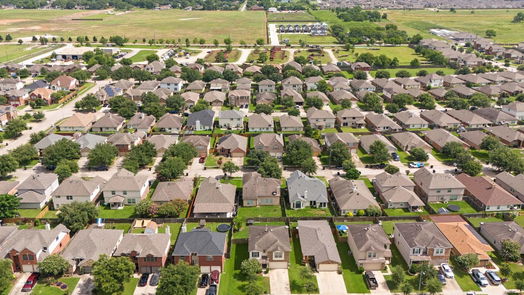 Houston 2-story, 3-bed 6427 Dayridge Lane-idx
