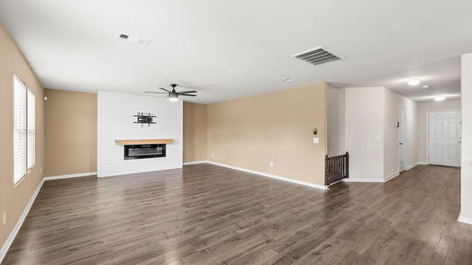 Houston 2-story, 3-bed 6427 Dayridge Lane-idx