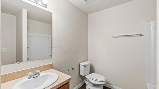 Houston 2-story, 3-bed 6427 Dayridge Lane-idx
