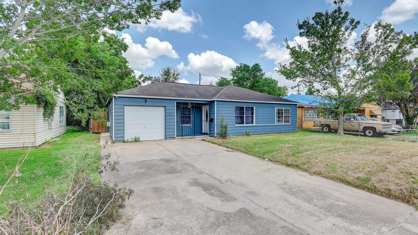 Houston 1-story, 3-bed 4725 Meadow Park Drive-idx