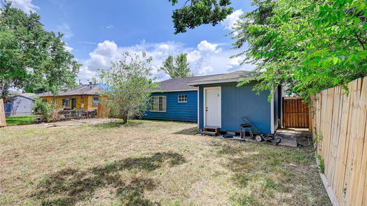 Houston 1-story, 3-bed 4725 Meadow Park Drive-idx