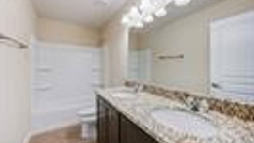 Houston 2-story, 4-bed 6430 Dayridge Lane-idx