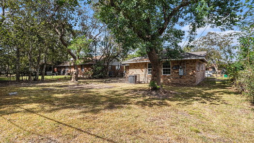 Houston 1-story, 3-bed 5622 Canterway Drive-idx