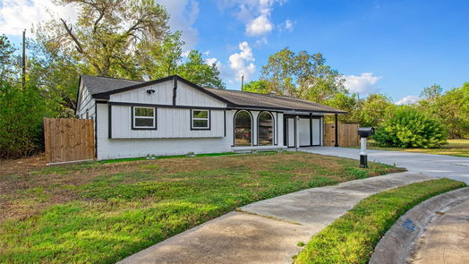 Houston 1-story, 4-bed 11306 Sandhurst Drive-idx