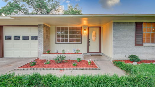Houston 1-story, 3-bed 13211 Forest Knoll Drive-idx