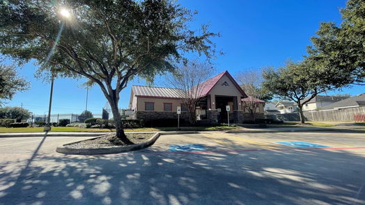 Houston 1-story, 3-bed 6922 Rustic Pecan Lane-idx