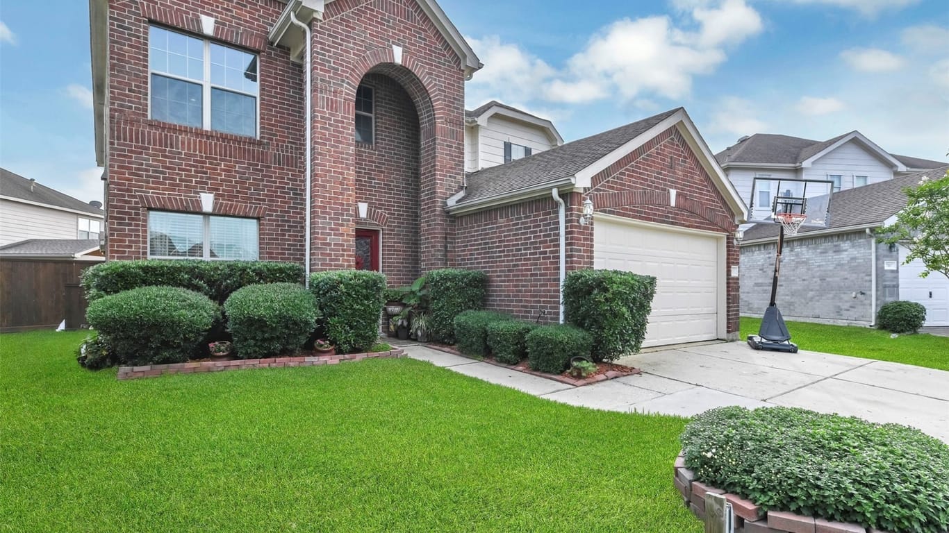 Houston 2-story, 5-bed 15602 Sweet Maple Court-idx