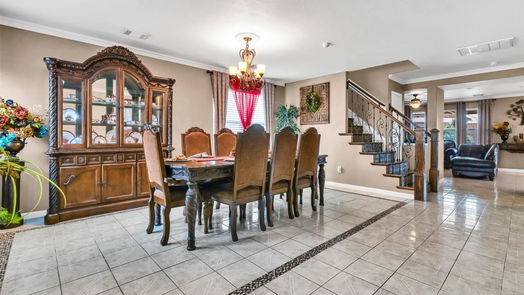 Houston 2-story, 5-bed 15602 Sweet Maple Court-idx