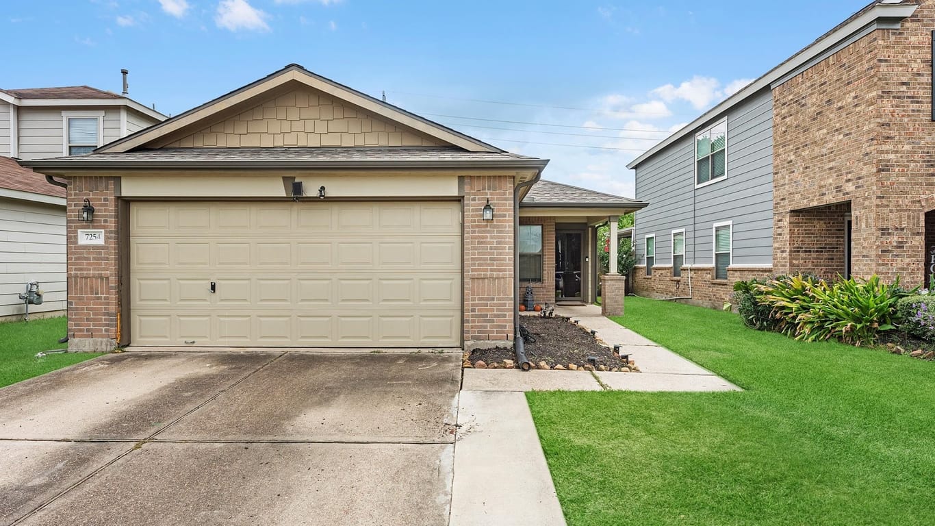 Houston 1-story, 3-bed 7254 Liberty Tree Lane-idx