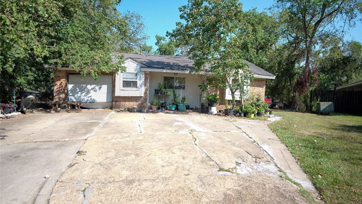 Houston 1-story, 3-bed 17227 Sunshine Street-idx