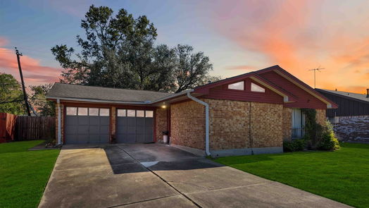 Houston null-story, 3-bed 7926 Royalwood Drive-idx