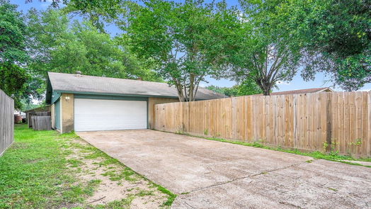 Houston 1-story, 3-bed 14106 Meyersville Drive-idx