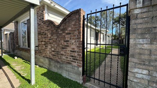 Houston 1-story, 3-bed 13839 Northlake Drive-idx