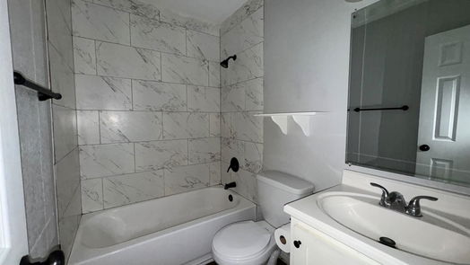Houston 1-story, 3-bed 13839 Northlake Drive-idx