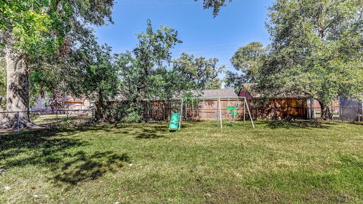 Houston 1-story, 4-bed 6211 Moss Oaks Drive-idx