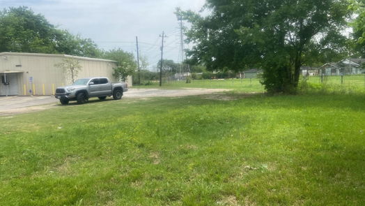 Houston 1-story, 1-bed 3130 Barberry Drive-idx