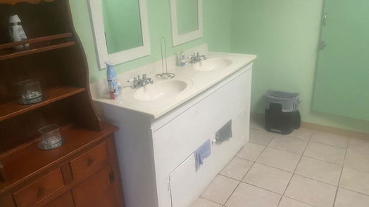 Houston 1-story, 1-bed 3130 Barberry Drive-idx