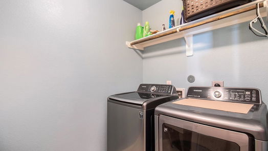 Houston 2-story, 4-bed 1959 Helvick Boulevard-idx
