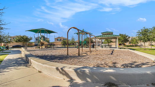 Houston 2-story, 4-bed 1959 Helvick Boulevard-idx