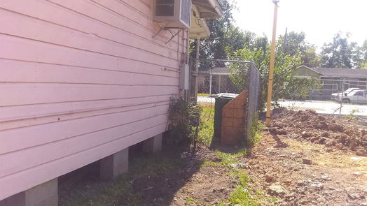 Houston 1-story, 3-bed 4533 Larkspur Street-idx