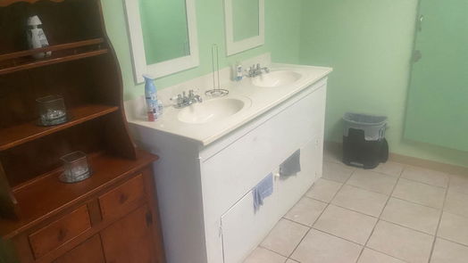 Houston 1-story, 1-bed 3130 Barberry Drive-idx