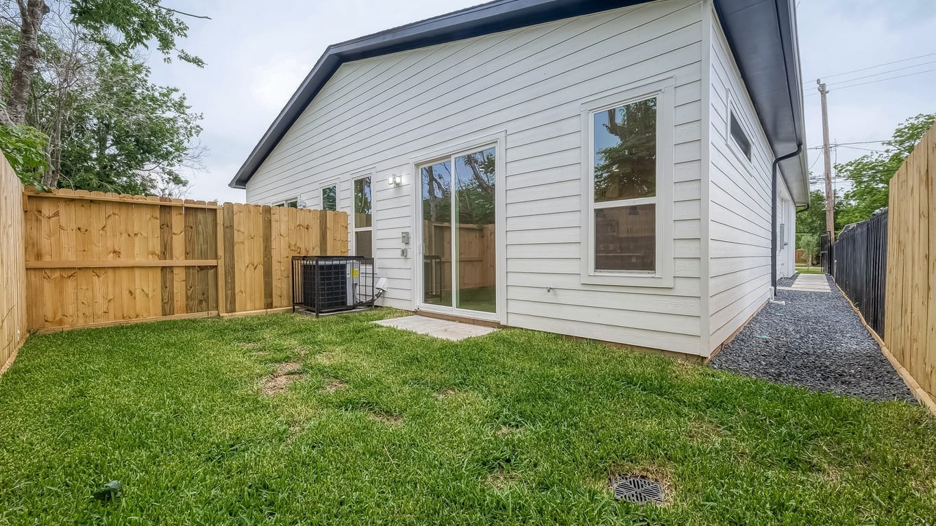 Houston 1-story, 3-bed 4029 Knoxville Street-idx