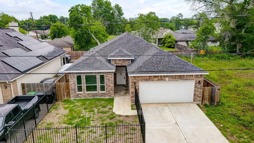 Houston 1-story, 3-bed 4605 Larkspur Street-idx