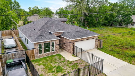 Houston 1-story, 3-bed 4605 Larkspur Street-idx