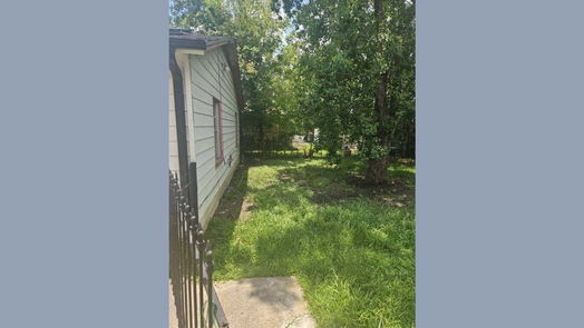 Houston 1-story, 3-bed 8018 Brandon Street-idx