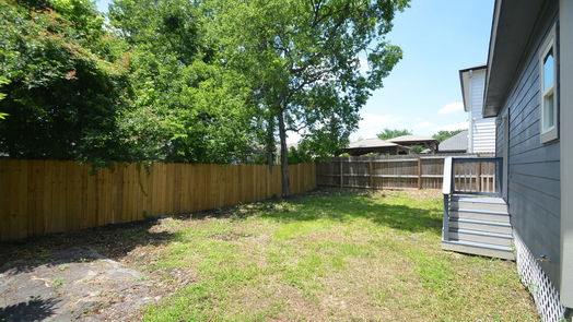 Houston 1-story, 3-bed 8010 Livingston Street-idx