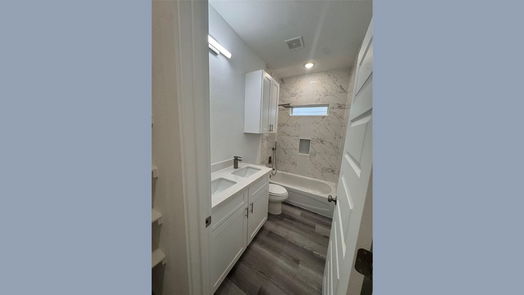 Houston 1-story, 3-bed 4604 Bricker Street AB-idx