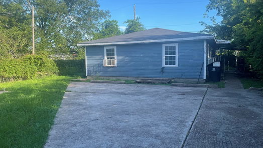 Houston 1-story, 2-bed 3522 Elpyco Street-idx