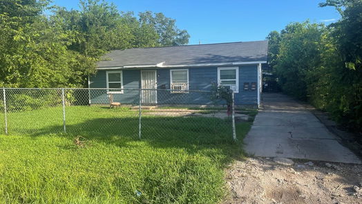 Houston 1-story, 2-bed 3522 Elpyco Street-idx