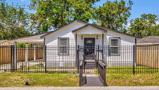 Houston 1-story, 3-bed 8416 Livingston St Street-idx