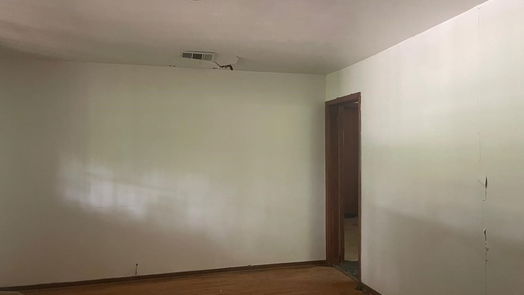 Houston 1-story, 4-bed 10309 Fairland Drive-idx