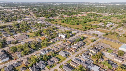 Houston 3-story, 4-bed 4643 Galesburg Street B-idx