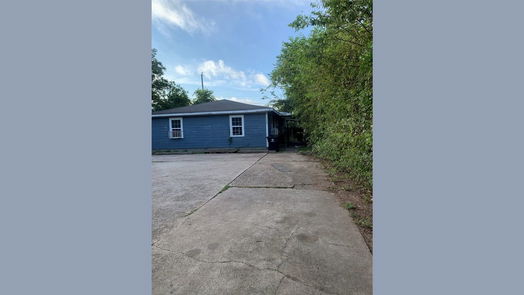 Houston 1-story, 3-bed 3522 Elpyco Street-idx